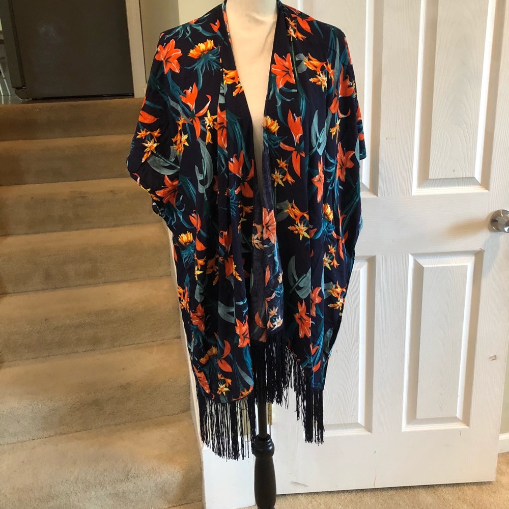 🏈 Tropical kimono/cover-up, fringe detail